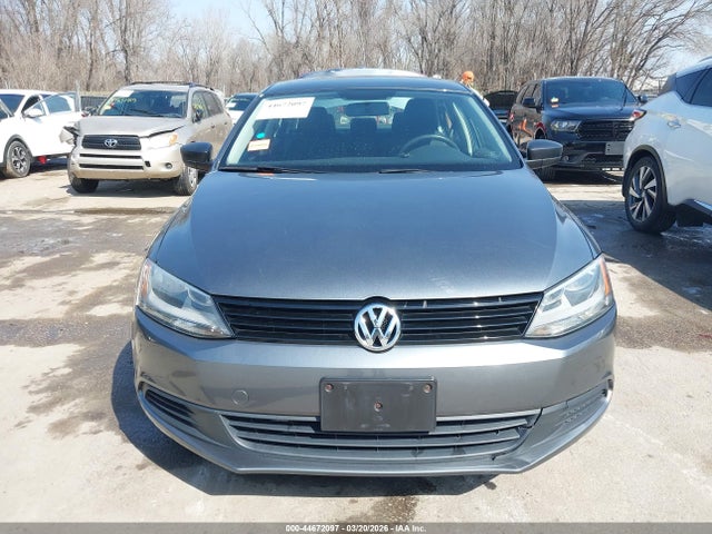 Volkswagen Jetta 2.0l S