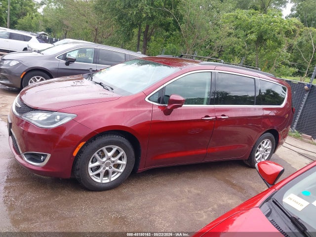 Chrysler Pacifica Touring