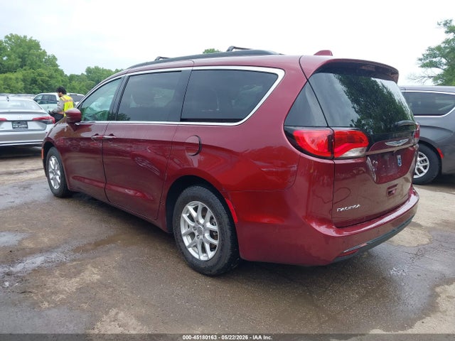 Chrysler Pacifica Touring