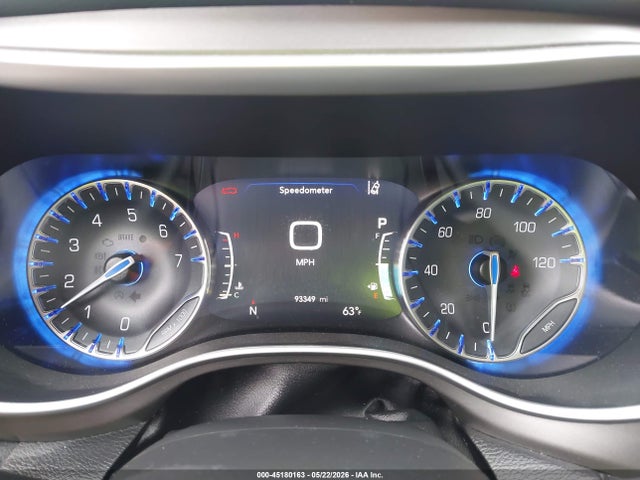 Chrysler Pacifica Touring