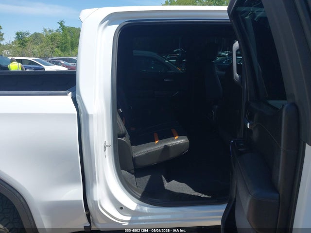GMC Sierra 1500 4wd  Short Box At4