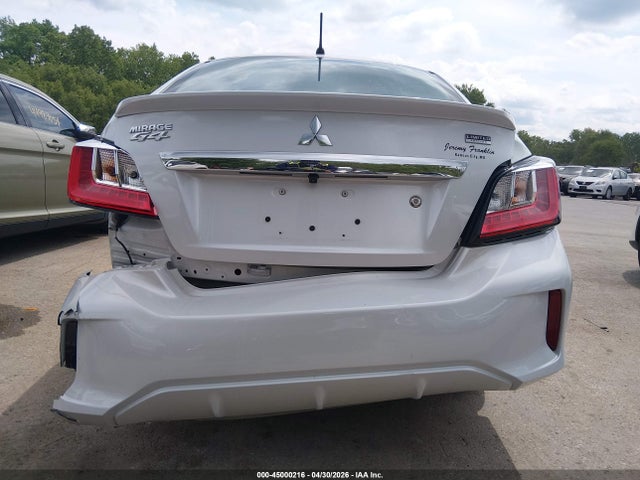 Mitsubishi Mirage Le