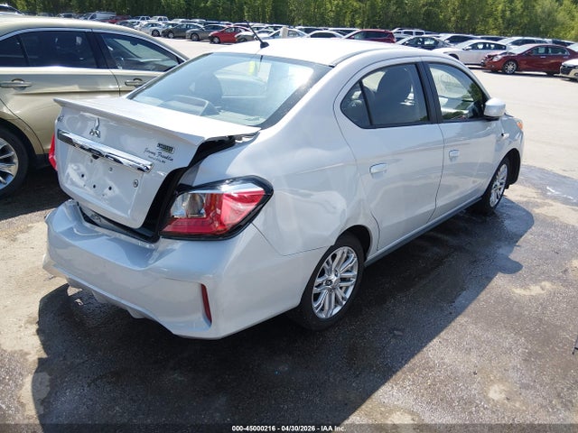 Mitsubishi Mirage Le