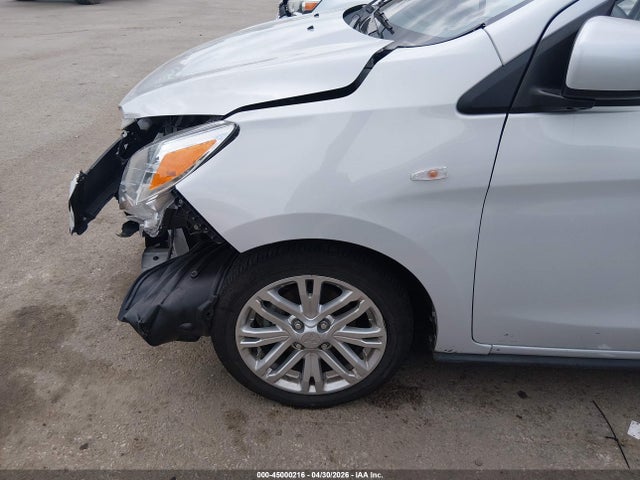Mitsubishi Mirage Le