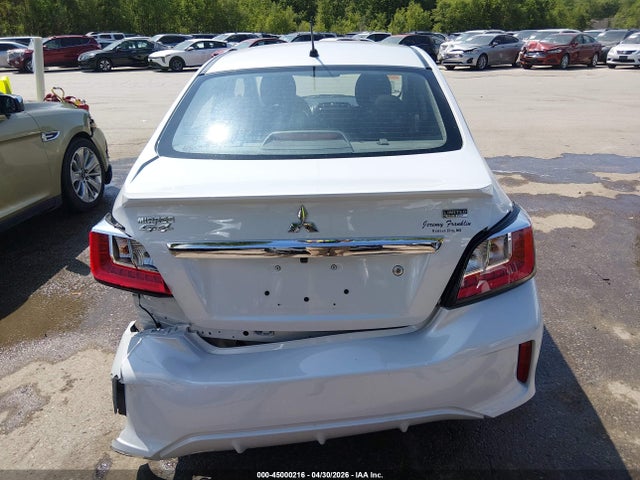 Mitsubishi Mirage Le