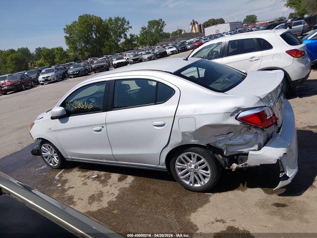 Mitsubishi Mirage Le