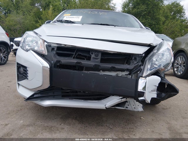 Mitsubishi Mirage Le
