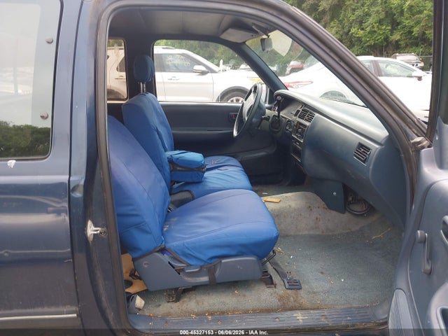 Toyota T100