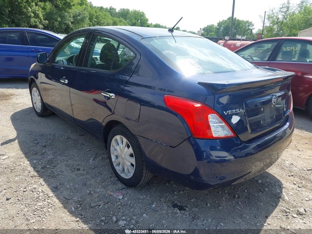 Nissan Versa 1.6 Sv