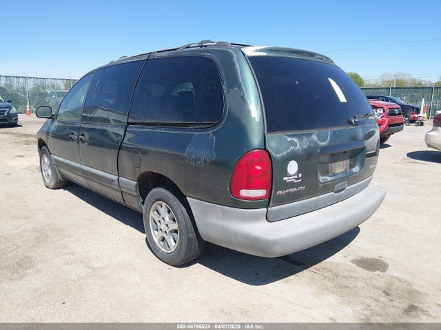 Plymouth Grand Voyager Se