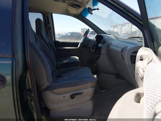 Plymouth Grand Voyager Se