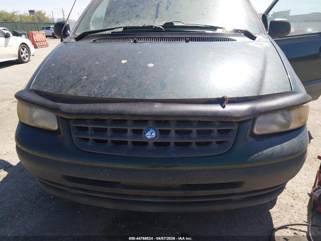 Plymouth Grand Voyager Se