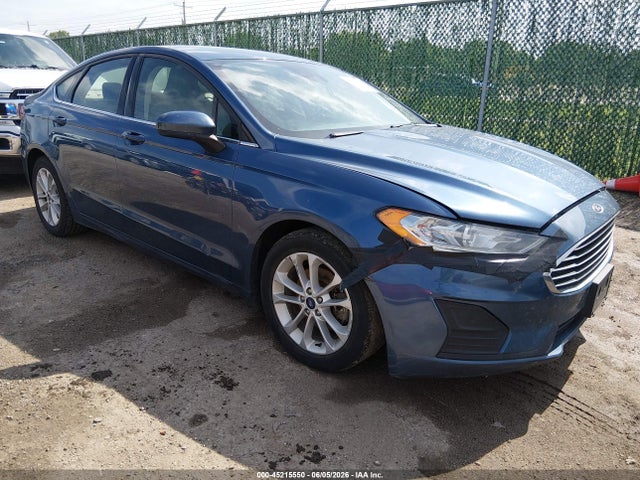 Salvage Ford Fusion Image