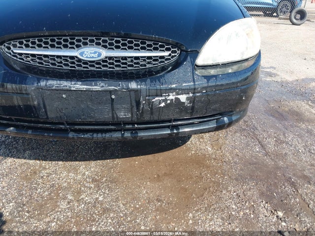Ford Taurus Se