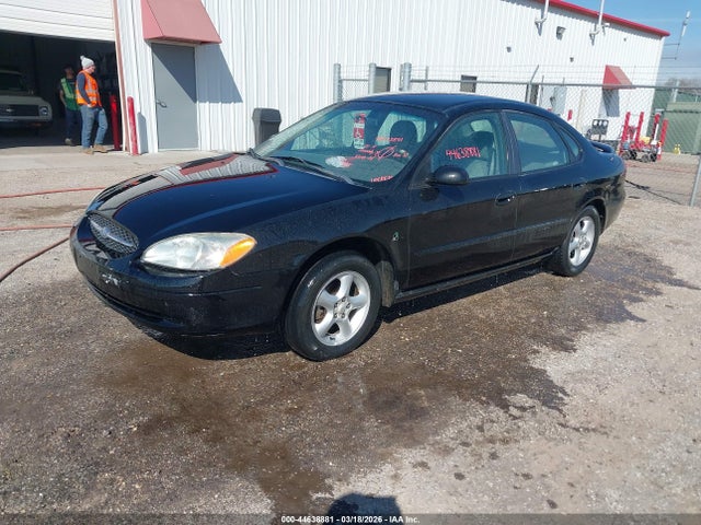 Ford Taurus Se
