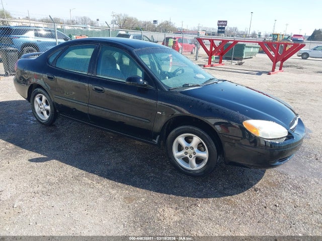 Salvage Ford Taurus Image