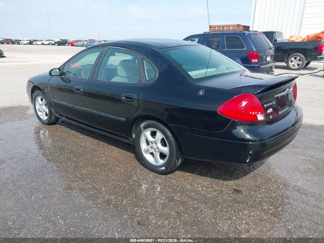 Ford Taurus Se