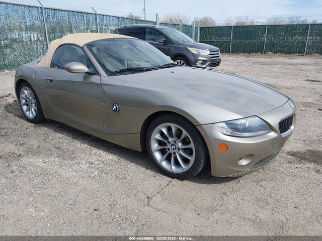 Salvage BMW Z Series Image