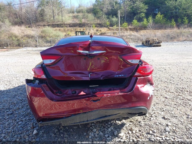Chrysler 200 S