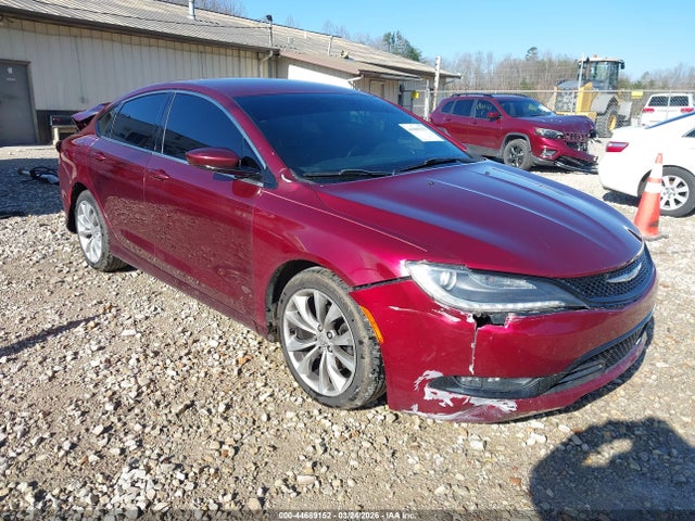 Salvage Chrysler 200 Image
