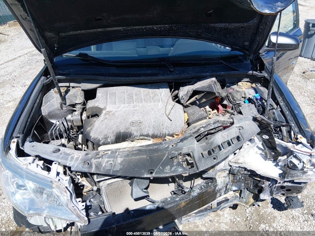 Toyota Camry Xle V6