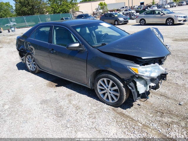 Salvage Toyota Camry Image
