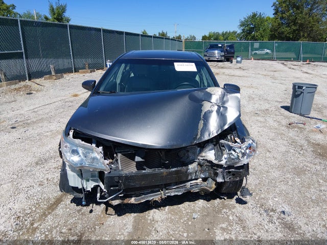 Toyota Camry Xle V6