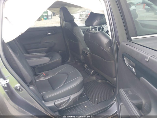 Toyota Highlander Xle