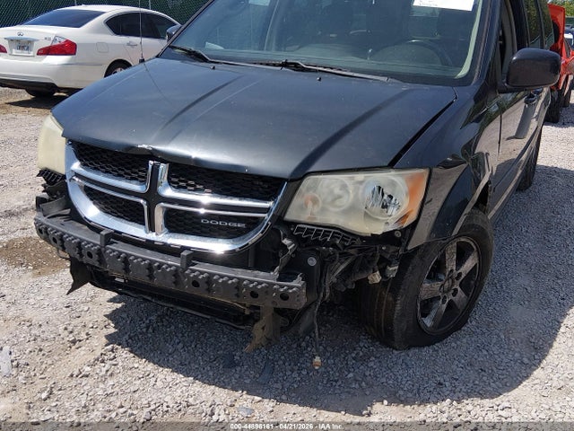 Dodge Grand Caravan Crew