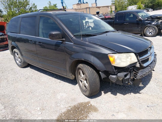 Salvage Dodge Grand Caravan Image