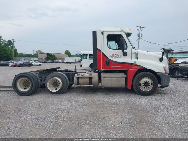 Freightliner Cascadia 125
