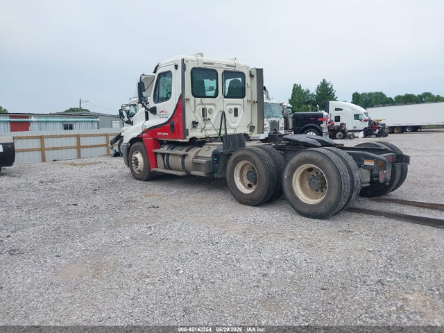 Freightliner Cascadia 125