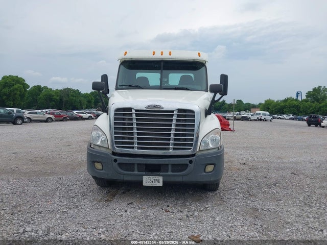 Freightliner Cascadia 125