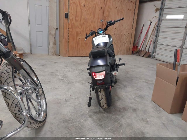 Kawasaki En650 D