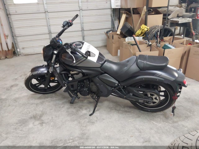 Kawasaki En650 D