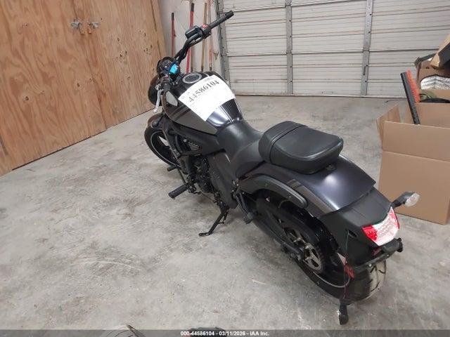Kawasaki En650 D