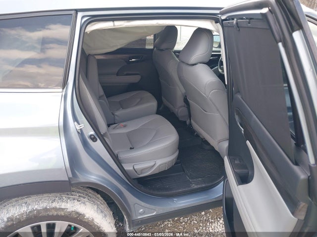 Toyota Highlander Platinum