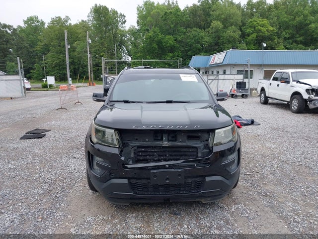 Ford Explorer Sport