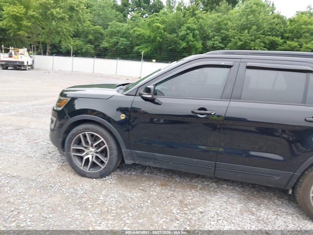 Ford Explorer Sport