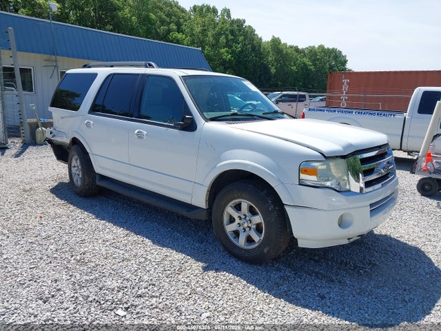 Salvage Ford Expedition Image
