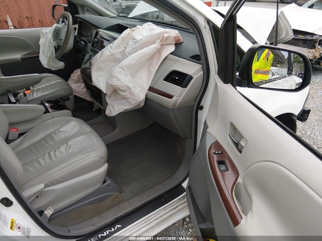 Toyota Sienna Xle