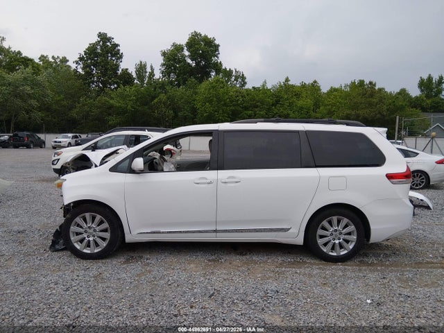 Toyota Sienna Xle