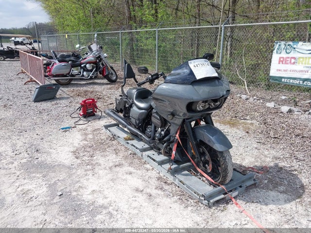 Salvage Harley-Davidson Fltrxs Image