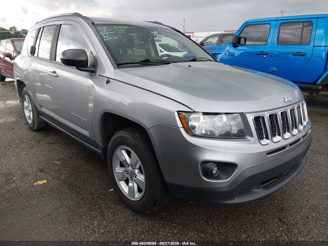 Salvage Jeep Compass Image