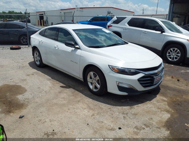 Salvage Chevrolet Malibu Image
