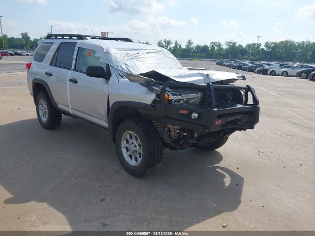 Salvage Toyota 4Runner Image