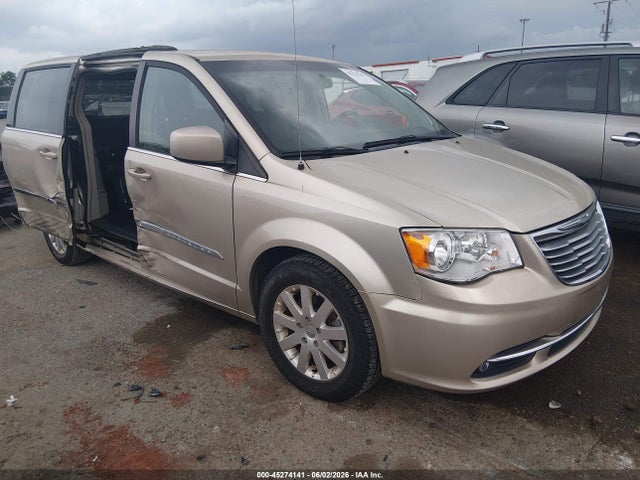 Salvage Chrysler Town & Country Image