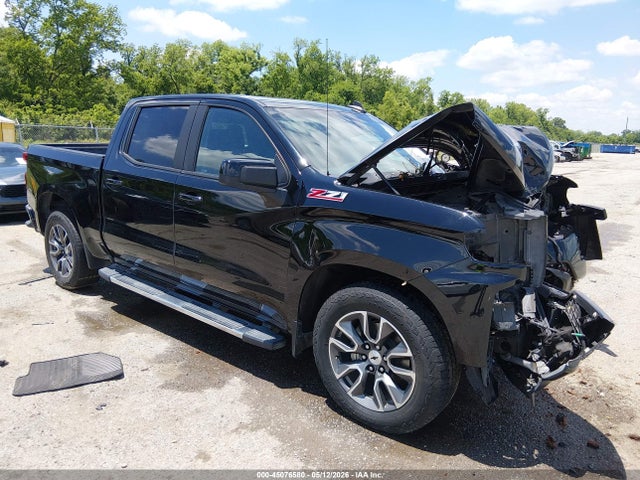 Salvage Chevrolet Silverado 1500 Image