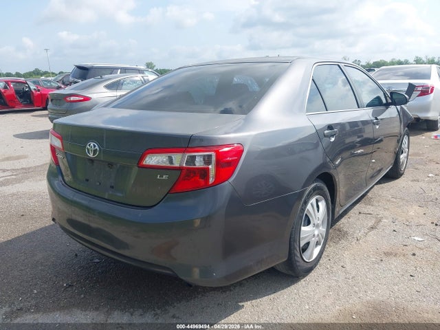 Toyota Camry Le