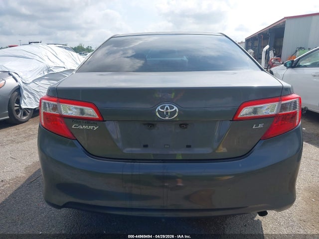 Toyota Camry Le